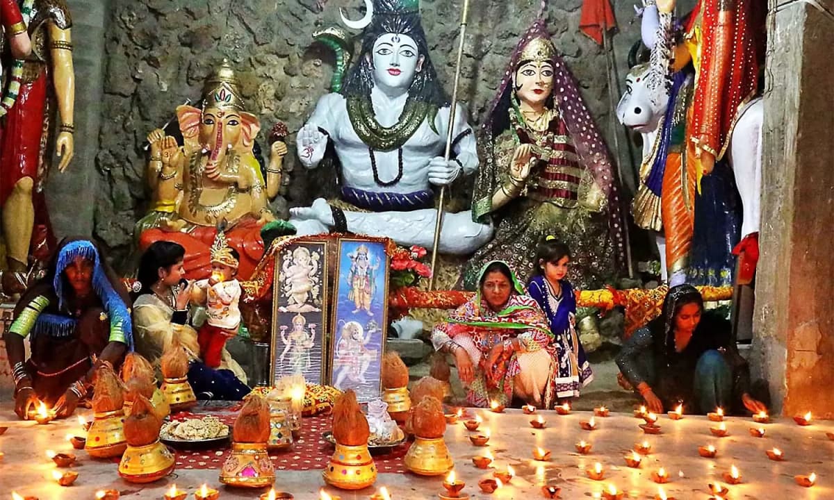 पाकिस्तान में हिंदू मंदिरों के सामने चुनौतियां