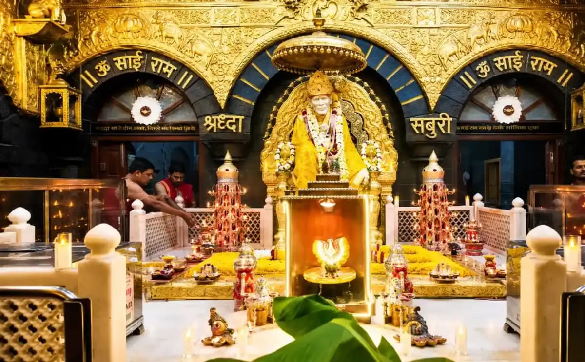 शिर्डी साईं बाबा मंदिर — NRI / USA भक्त गाइड 2026 — Temples