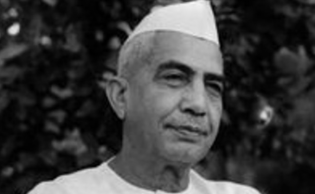 श्री चरण सिंह: किसानों के नेता और आम आदमी के चैंपियन — Famous Hindus