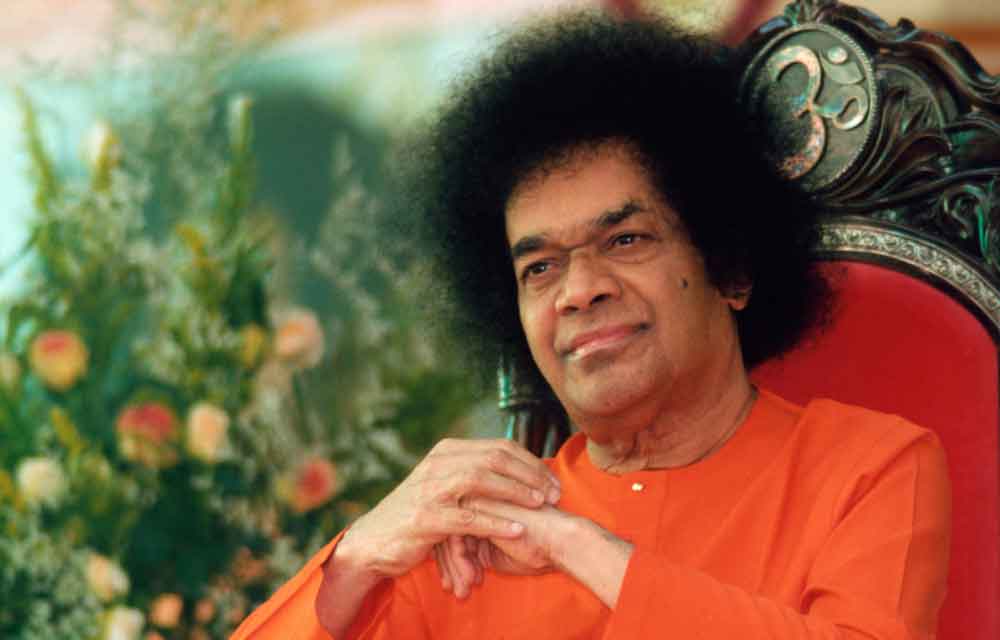 America's Divine Homage to Bhagawan Sri Sathya Sai Baba's 100th Birth Anniversary: A Nationwide Embrace of Love, Service, and Unity — Famous Hindus