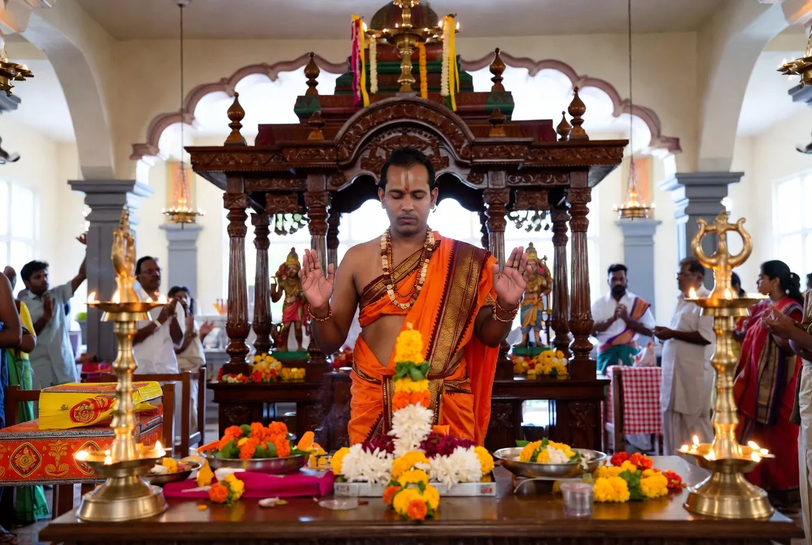 पूर्णकालिक हिंदू पुजारी नौकरी — भारतीय मंदिर, ट्रॉय मिशिगन 2026 — मंदिर नौकरियाँ