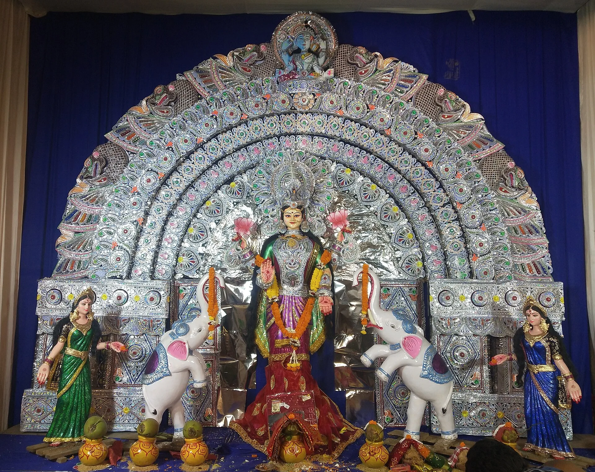 पंचांग 25 दिसंबर 2026, शुक्रवार: उत्तर भारत में पौष मास आरंभ, कृष्ण द्वितीया, पुनर्वसु नक्षत्र और लक्ष्मी पूजा — ज्योतिष