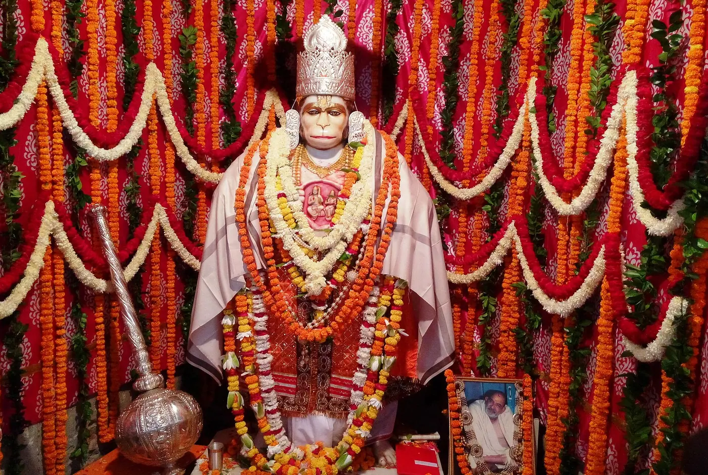 हनुमान जयंती 2027: तिथि (चैत्र पूर्णिमा), पूजा विधि, तेलुगु, तमिल और कर्नाटक की तिथियाँ तथा विदेश में तिथियाँ — त्योहार