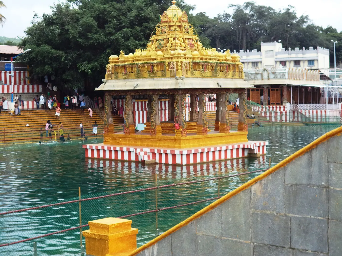 भारत और विदेश में वेंकटेश्वर (बालाजी) मंदिर: तिरुमला, तिरुचानूर, चिलकुर, पेरुमल मलै, पिट्सबर्ग, सिडनी और मालिबू — Temples